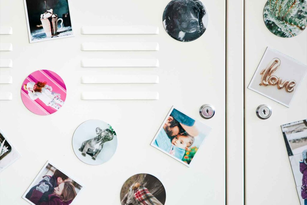 How to Personalize Your Fridge with Custom Photo Magnets and Stickers